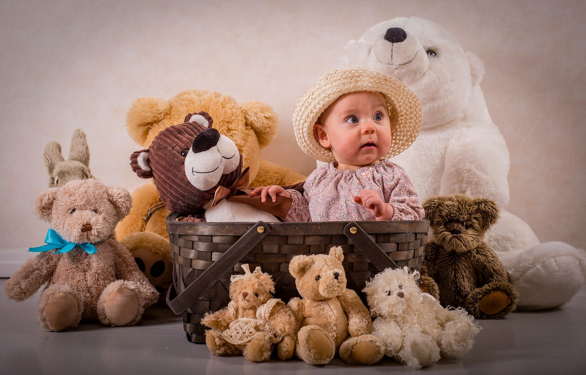 2048x1309 Desktop wallpaper: Baby, Teddy Bear, Photography, Basket, Hat, Stuffed Animal 4K free download for PC. 793826