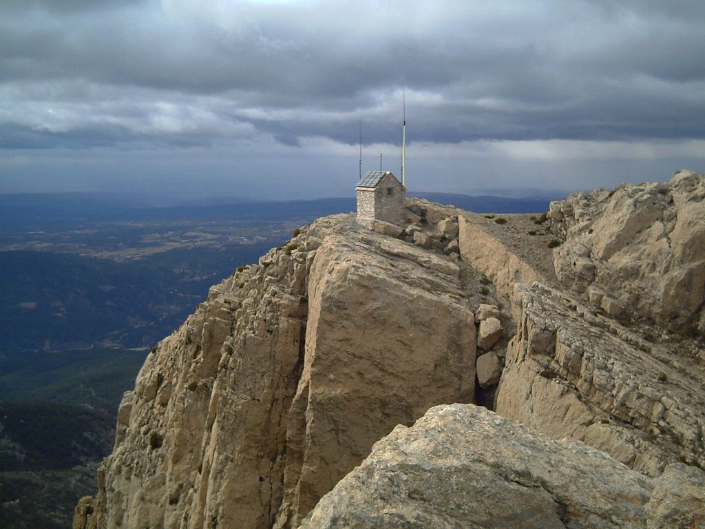 1024x768 Castellón Castelló Mountains