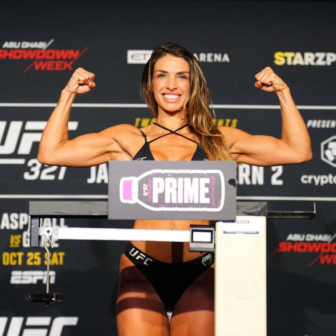 1080x1080 Mackenzie Dern Stats, Record & Fight History