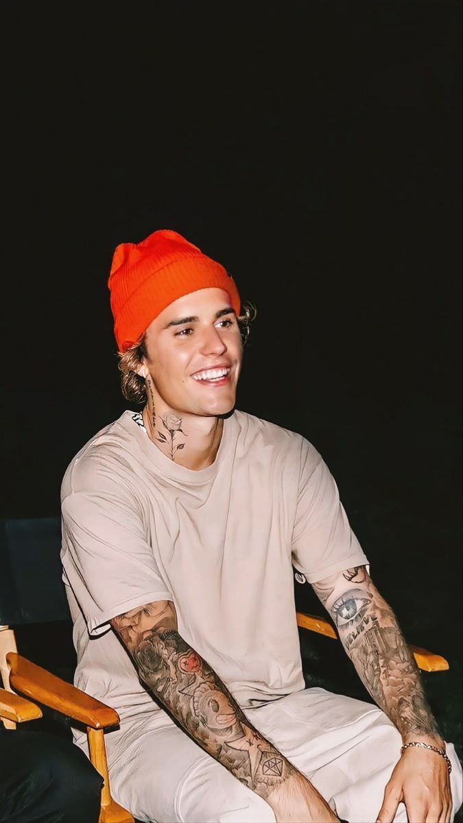 675x1200 Discover 170 Justin Bieber and justin bieber background ideas. justin bieber lockscreen iphone, cute justin bieber wallpaper, justin bieber iphone wallpaper and more