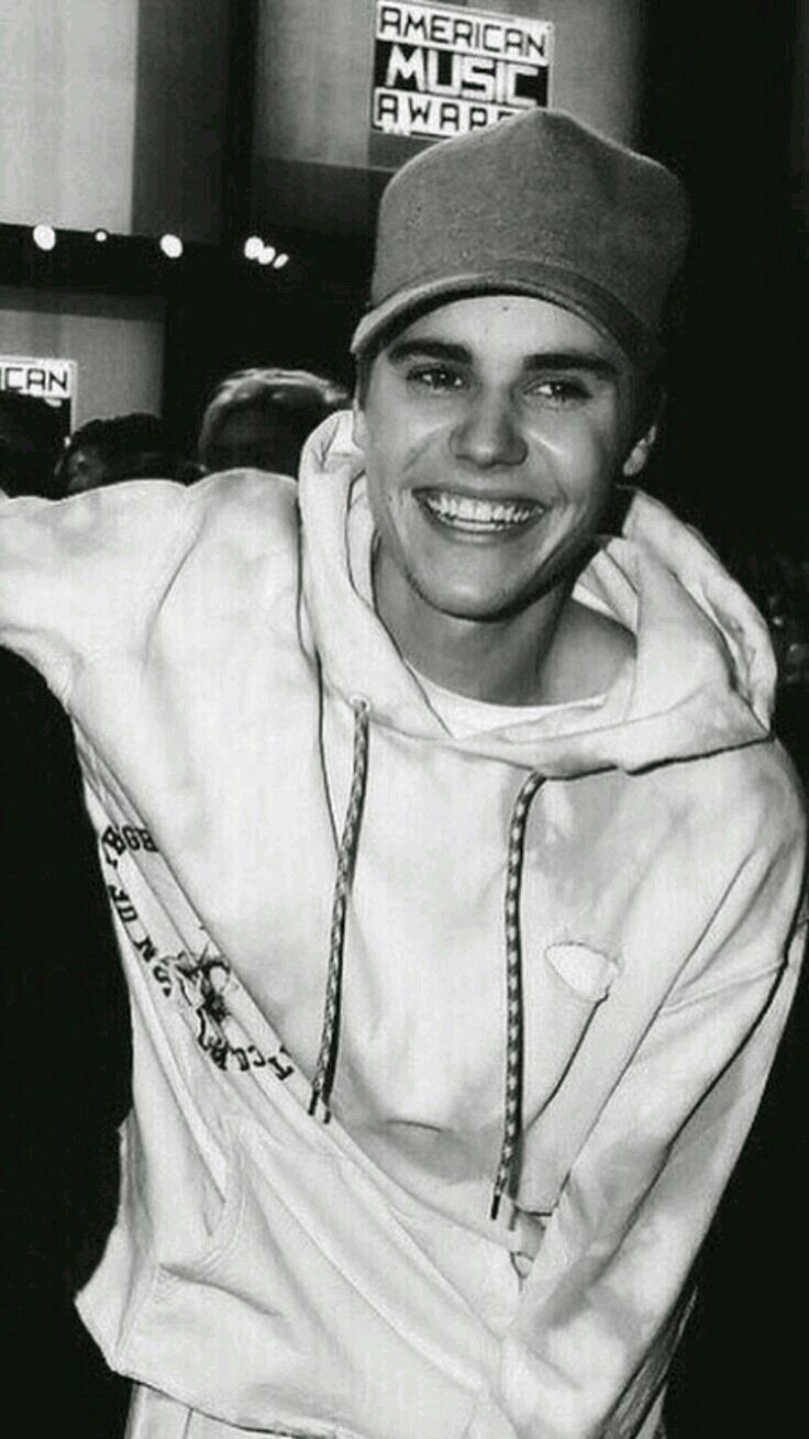 736x1309 Justin bieber