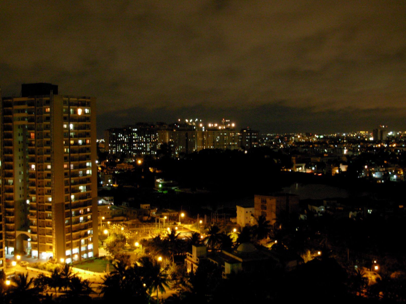 1600x1200 Bangalore