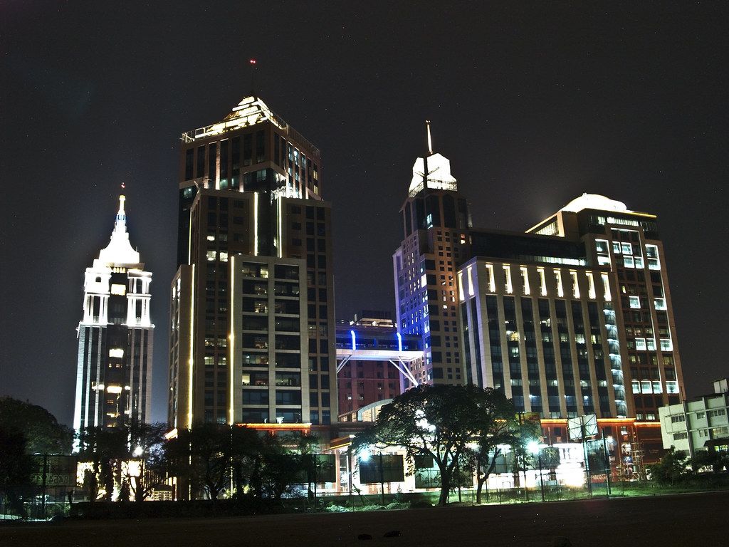 1024x768 The UB City. Redefining Bangalore's Skyline