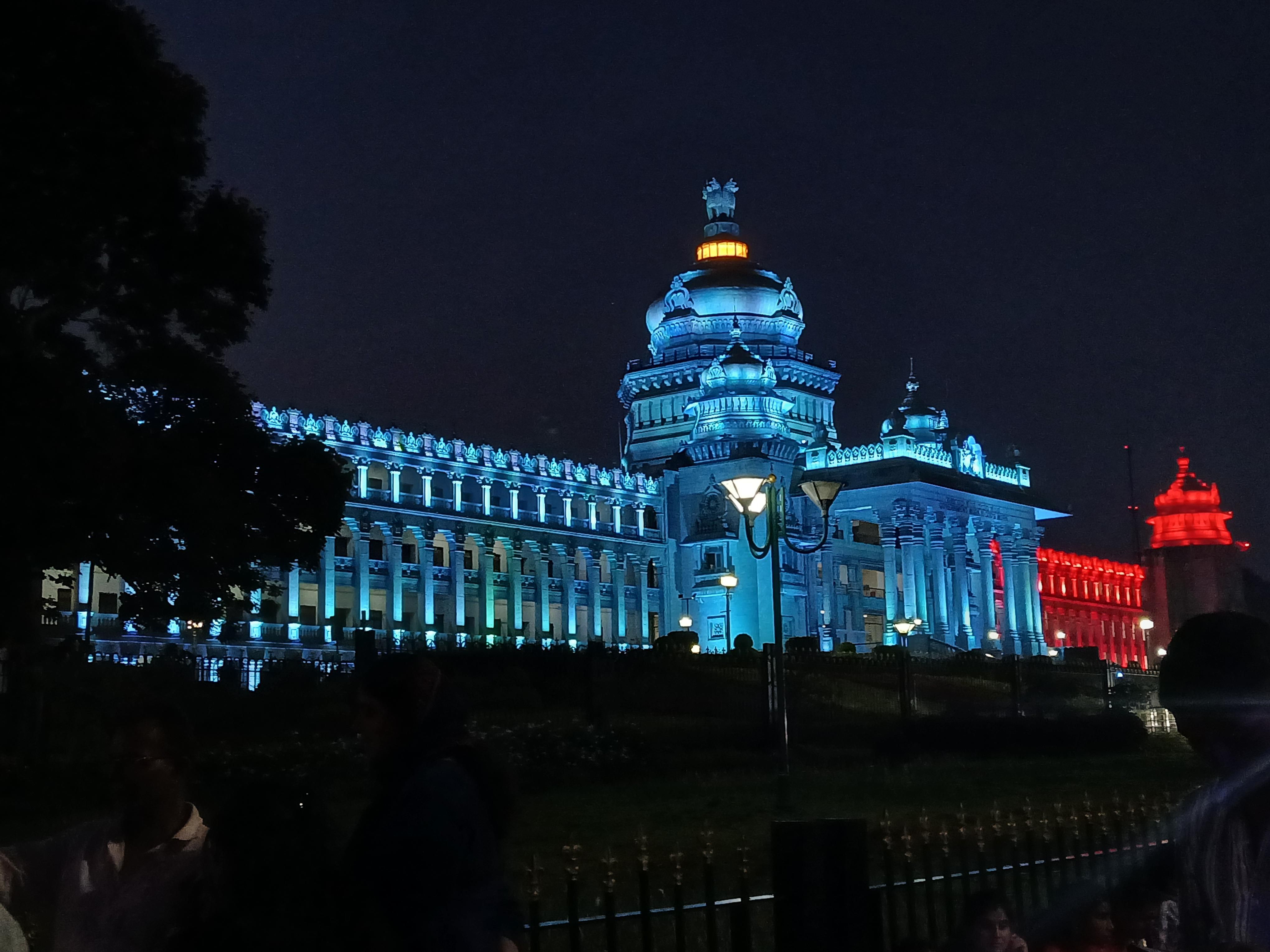 4080x3060 Vidhana Soudha today