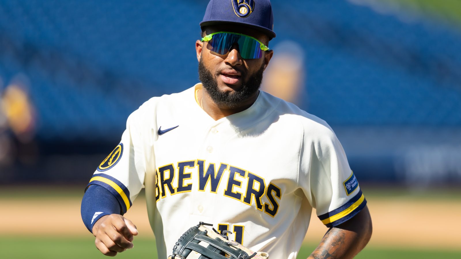 1600x900 Milwaukee Brewers leadoff hitter to start the season on the IL