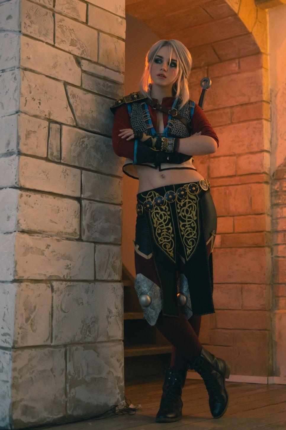 966x1449 Ciri Cosplay By Shirogane Sama. Cosplay, Superhero Cosplay, Ciri