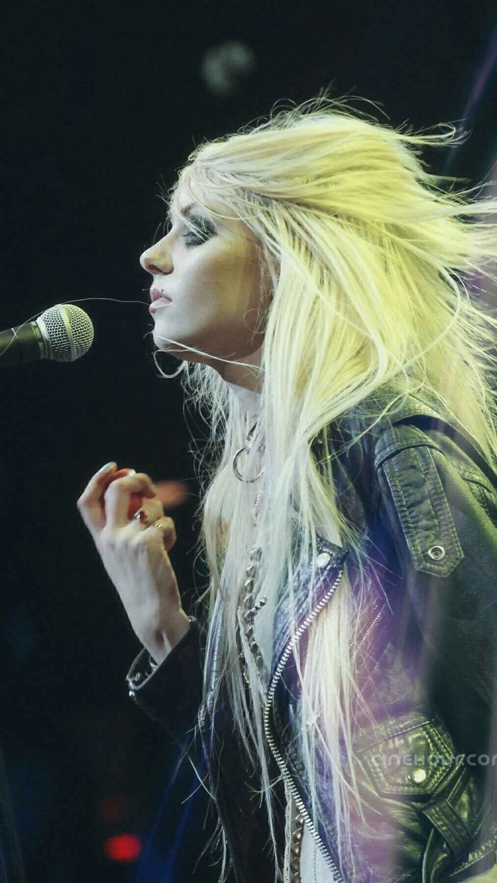 1013x1800 Pin en Taylor Momsen