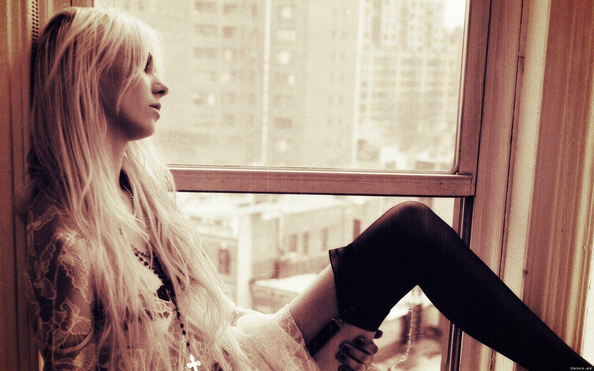 1920x1200 Taylor Momsen Wallpaper HD Wallpaper & Background Download