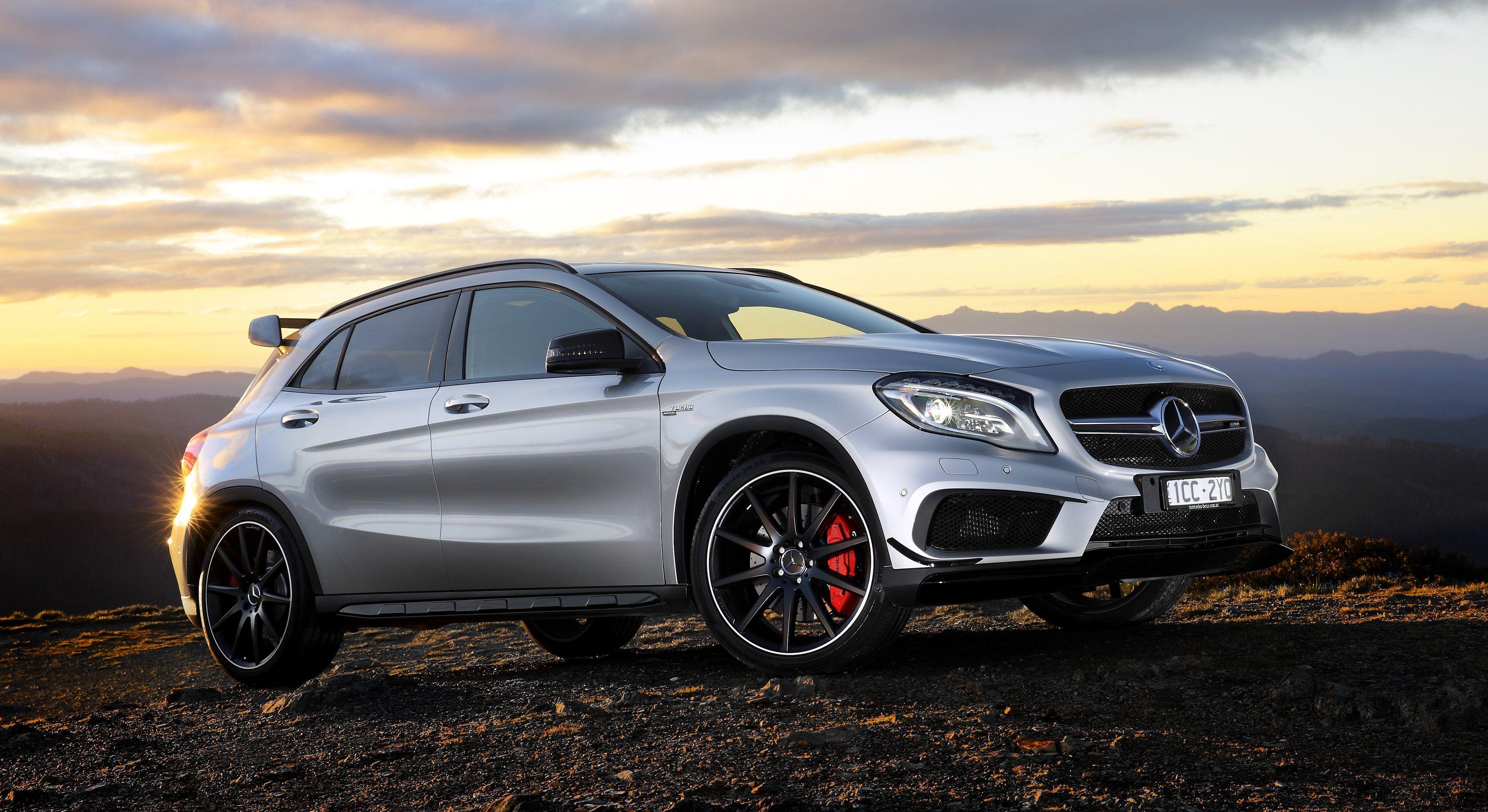 4096x2237 Mercedes Benz Gla 45 Amg 2017 Wallpaper & Background Download