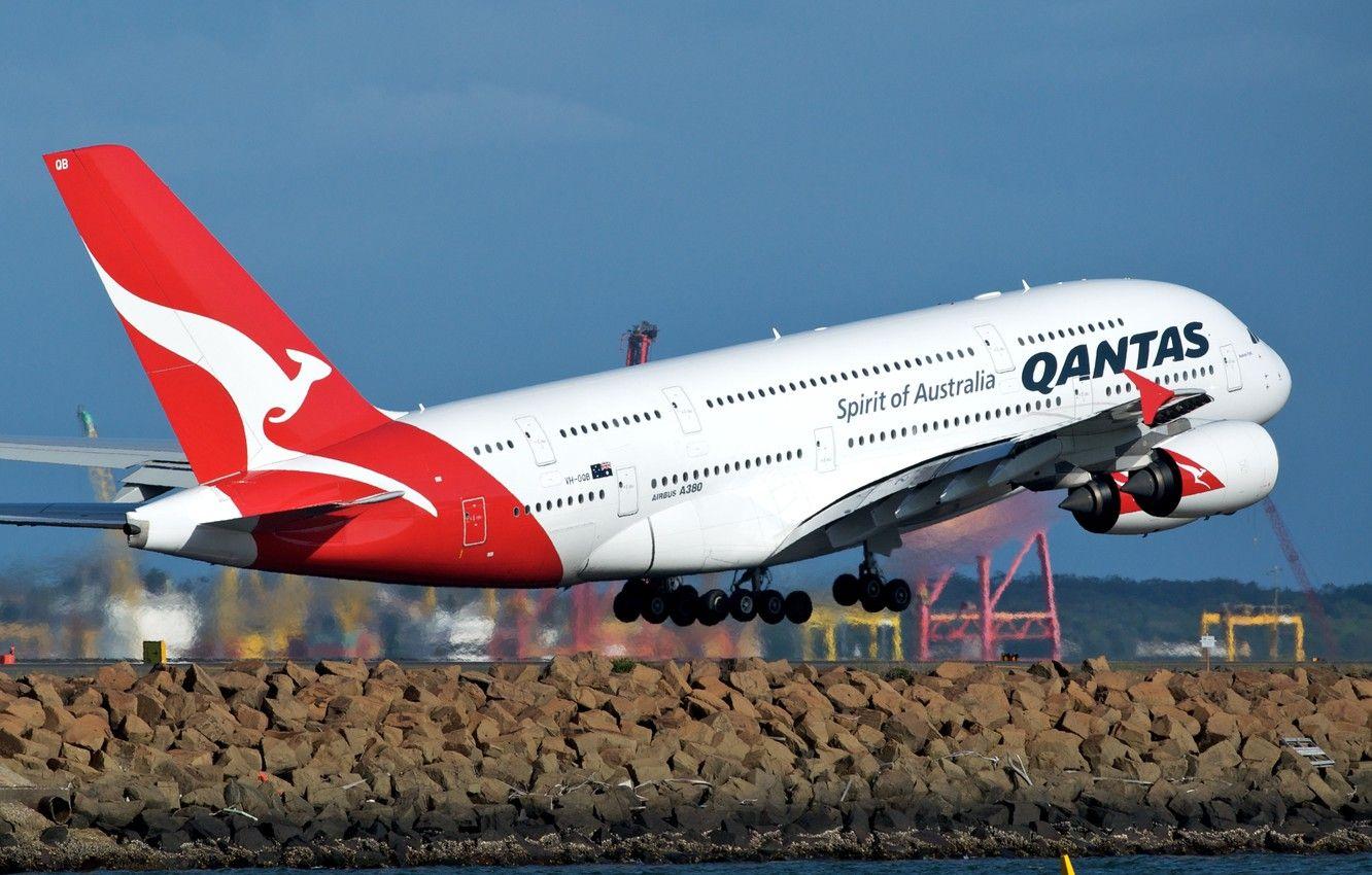 1332x850 Wallpaper The ocean, Shore, Airport, Sydney, The rise, Beach, Qantas, A The plane, Passenger, Airbus, Sydney, Ocean, Airport, Airliner, Passenger image for desktop, section авиация