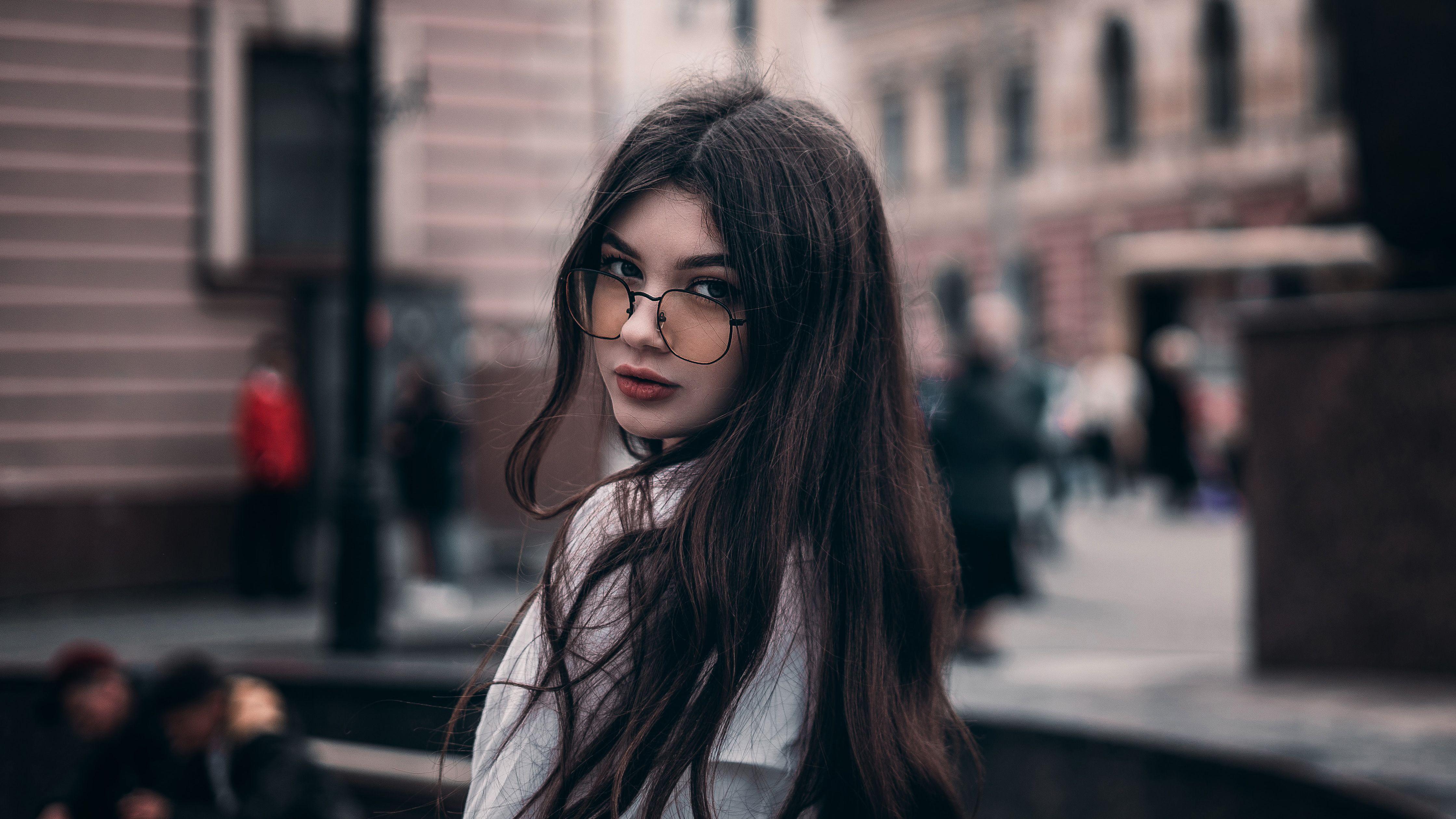 4479x2519 Girl In Glasses Looking Back 4k, HD Girls, 4k Wallpaper, Image, Background, Photo and Picture