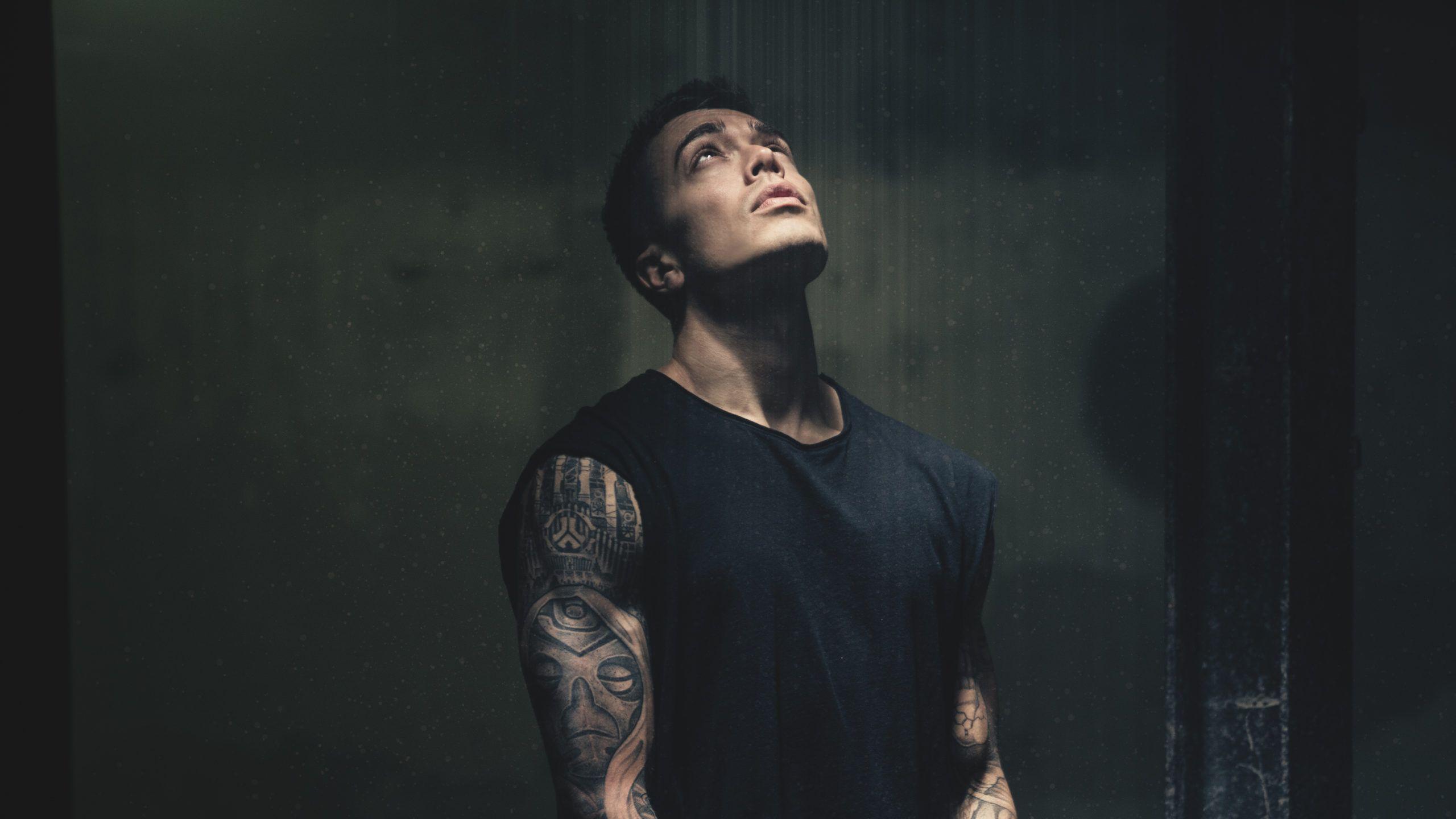2560x1440 Headhunterz cancels (almost) all shows for December