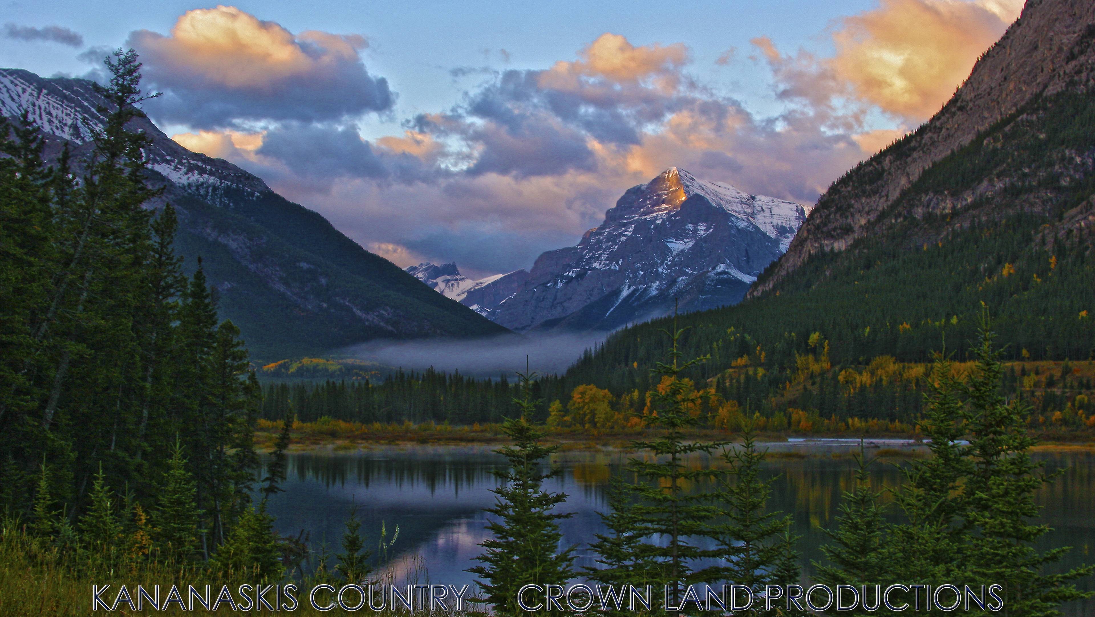 3840x2165 Kananaskis Autumn Sunrise. Crown Land Productions