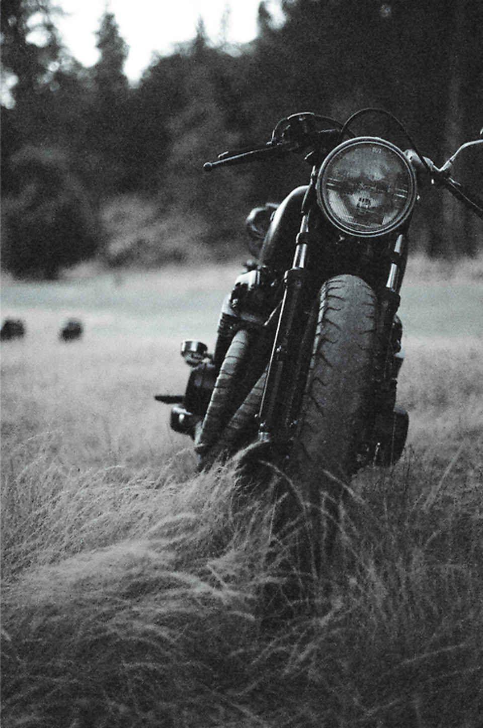 960x1448 Random Inspiration 150. Architecture, Cars, Style & Gear. Motorcycle wallpaper, Motorcycle photography, Bobber motorcycle