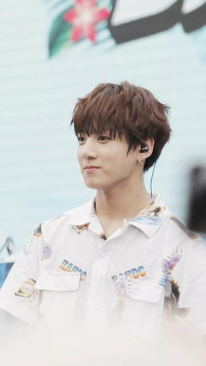 675x1200 Bts Jungkook Wallpaper Wallpaper & Background Download