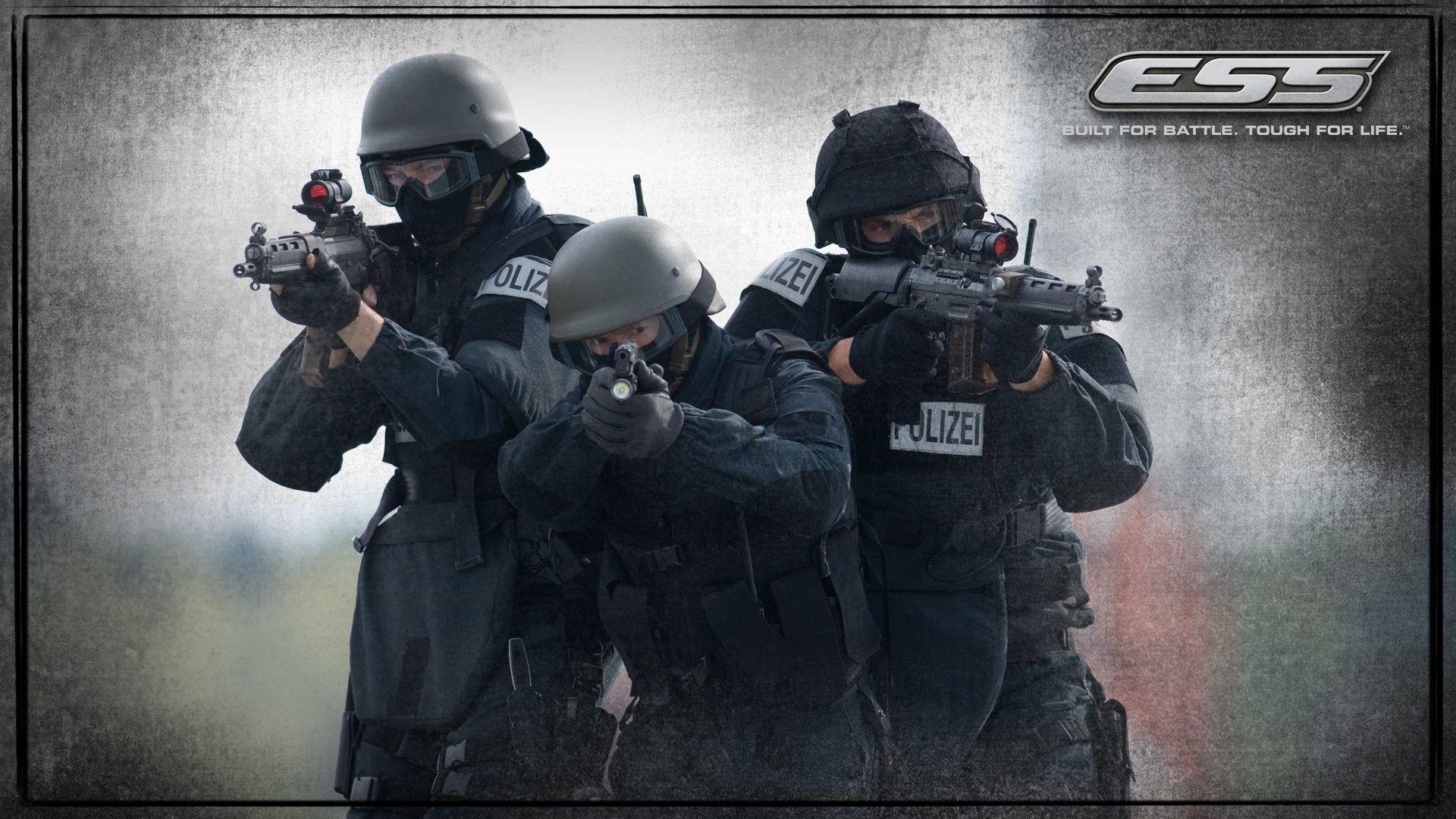 1920x1080 Swat Team Wallpaper