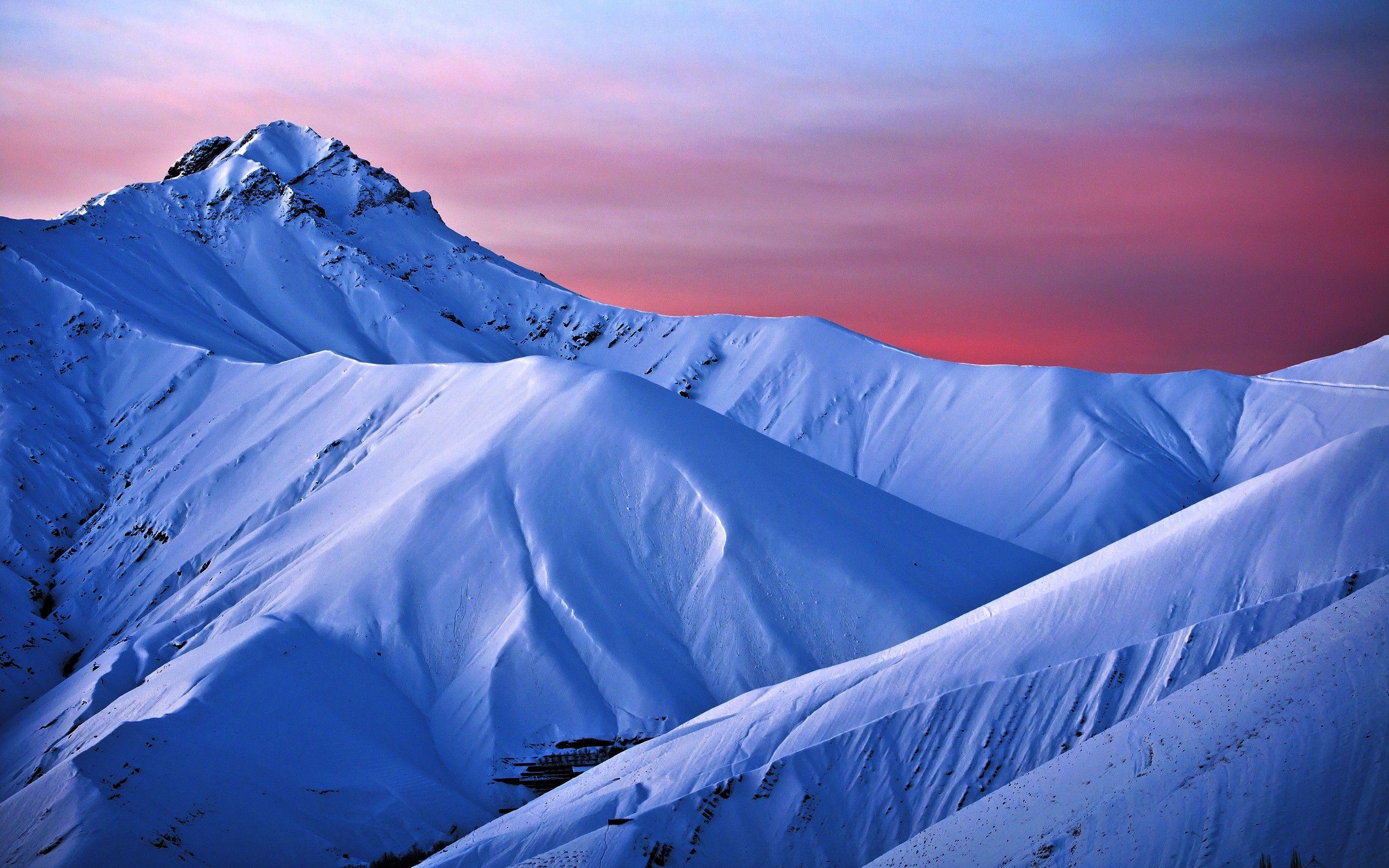 2560x1600 Beautiful HD Wallpaper Of Mountains and Rivers