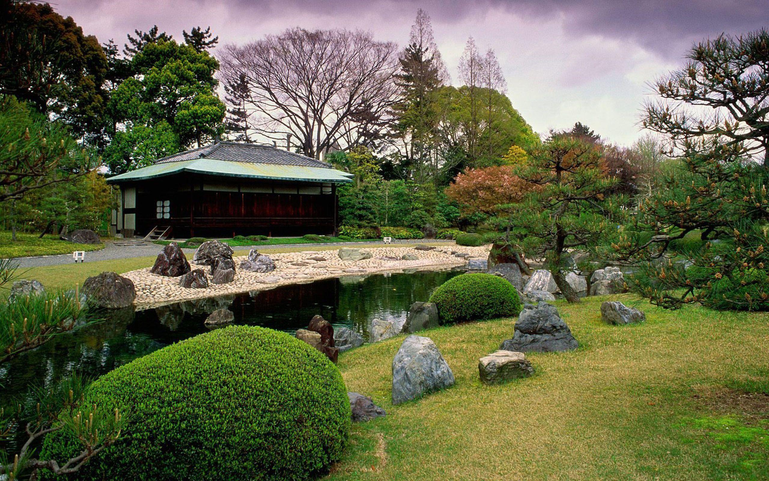 2560x1600 Garden Wallpaper