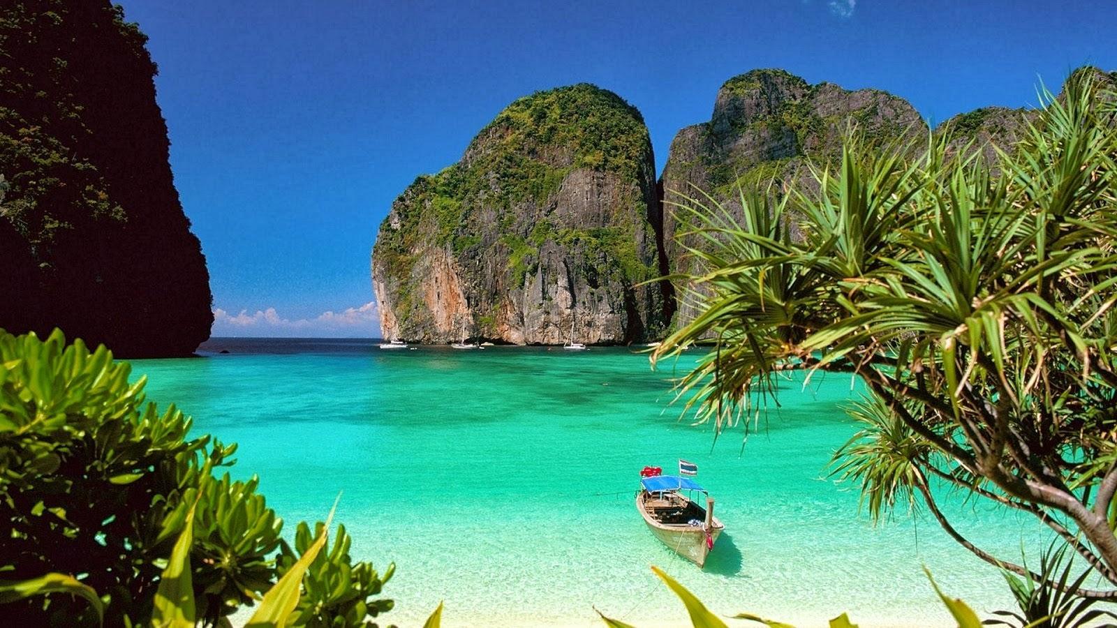 1600x900 Wallpaper HD Free Download For Laptop