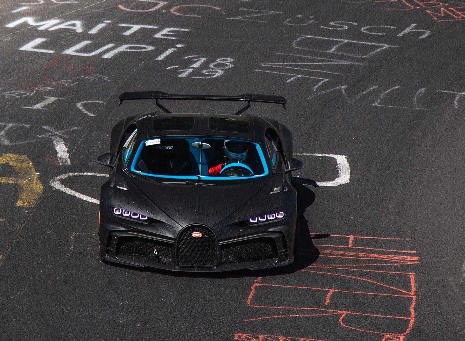 1600x1174 Bugatti Chiron Pur Sport .