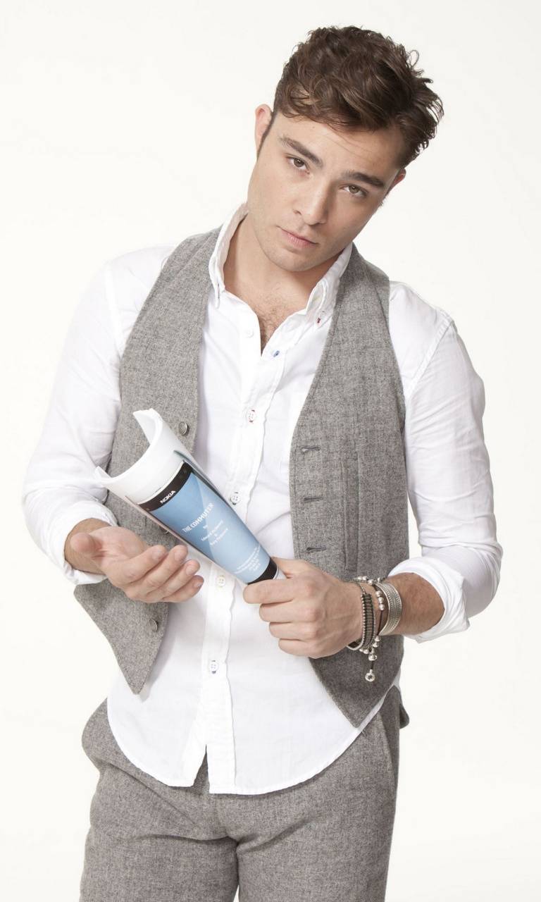 768x1280 Chuck Bass wallpaper