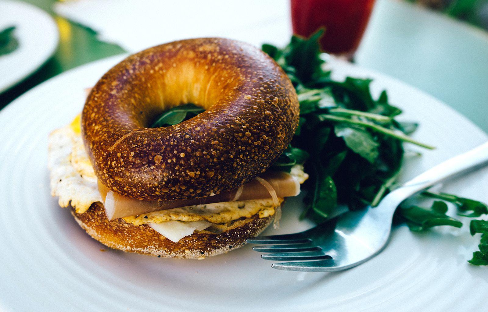 1600x1024 Breakfast Bagel Wallpaper Picture 62965 1600x1024px