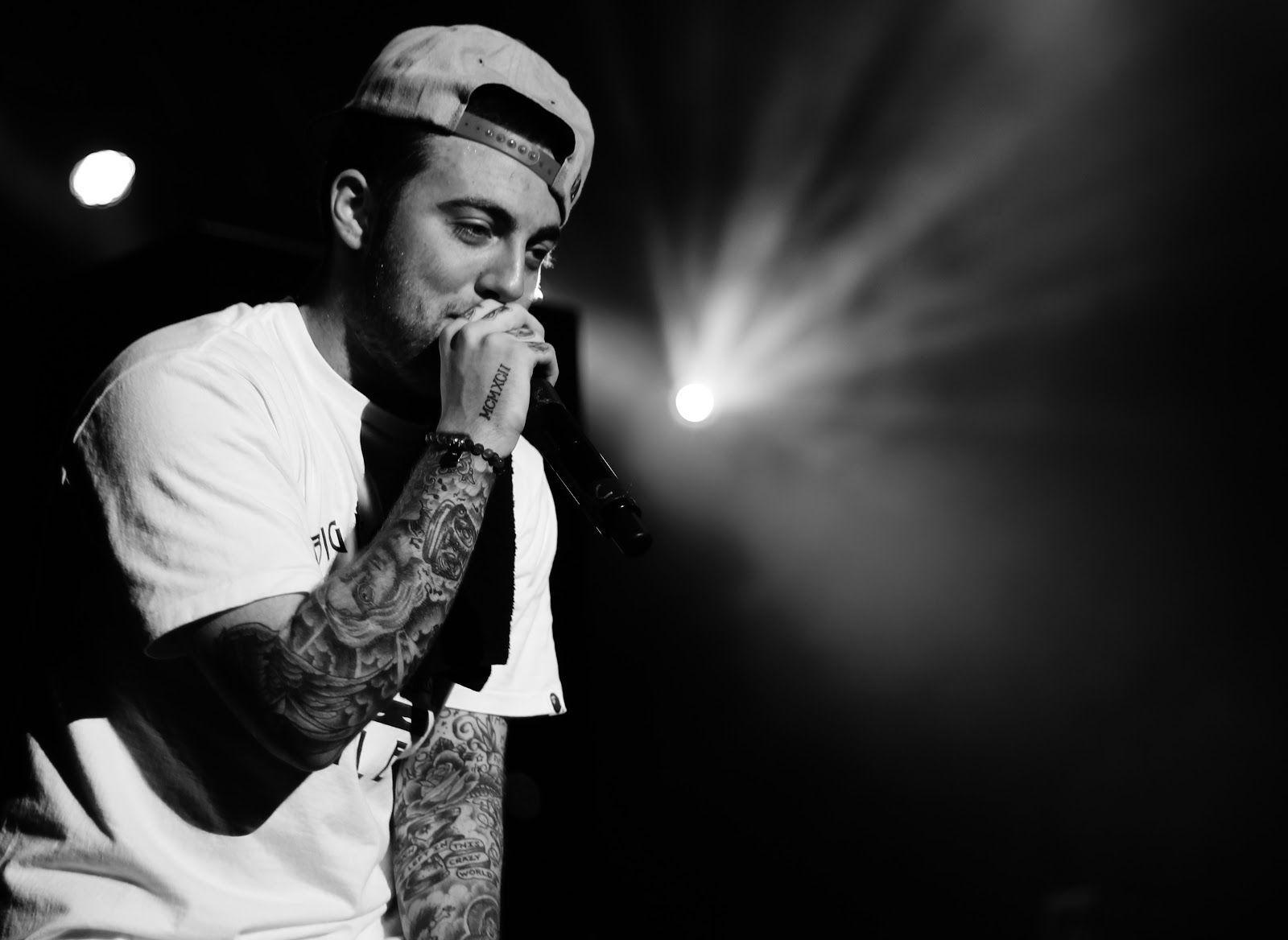 1600x1168 Mac Miller Wallpaper