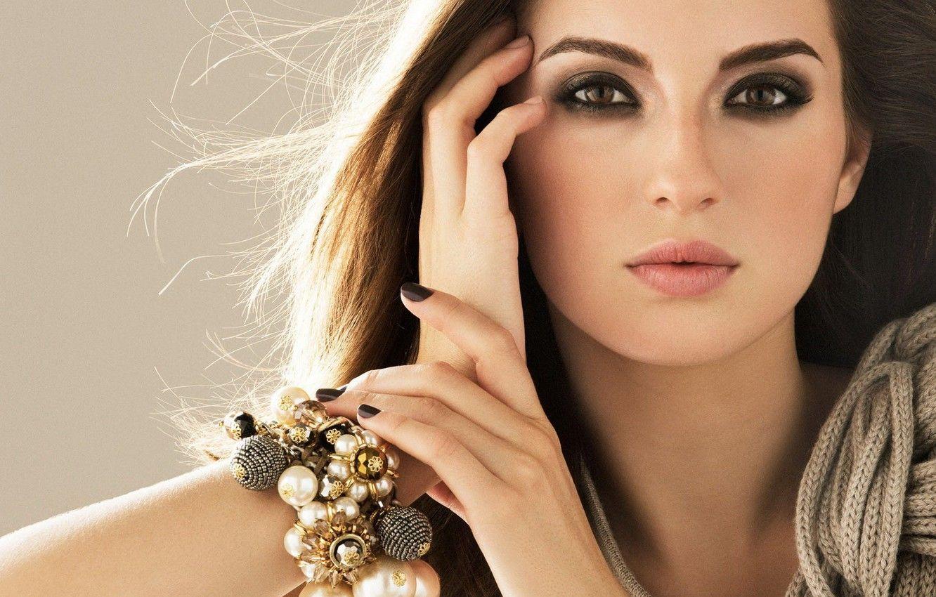 1332x850 Wallpaper girl, portrait, actress, Maria Valverde image for desktop, section девушки