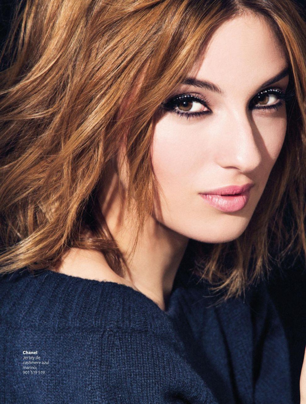 973x1285 Maria Valverde wallpaper