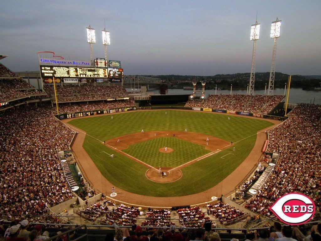 1024x768 Ballpark Wallpaper