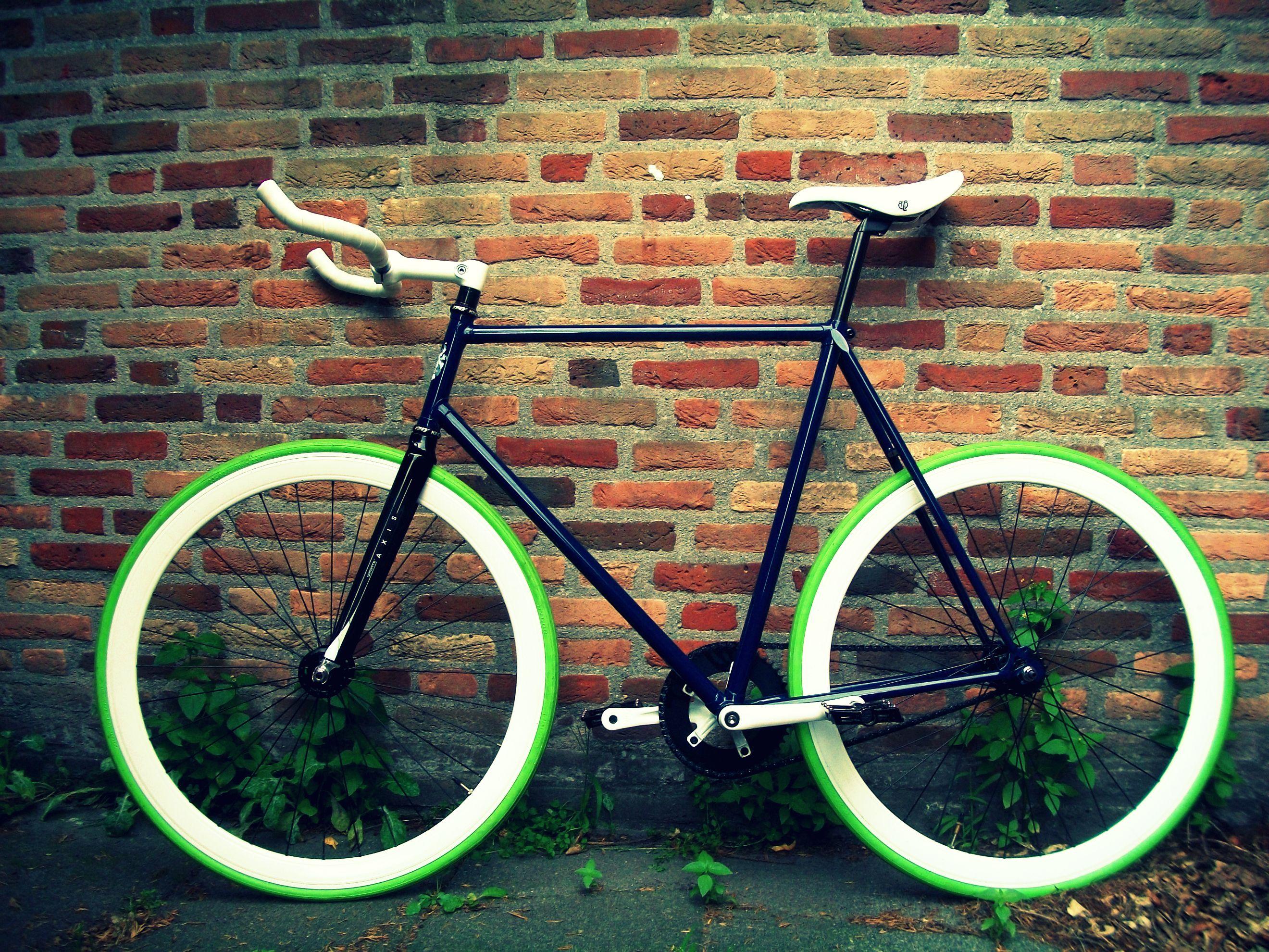 2640x1980 Fixie Wallpaper
