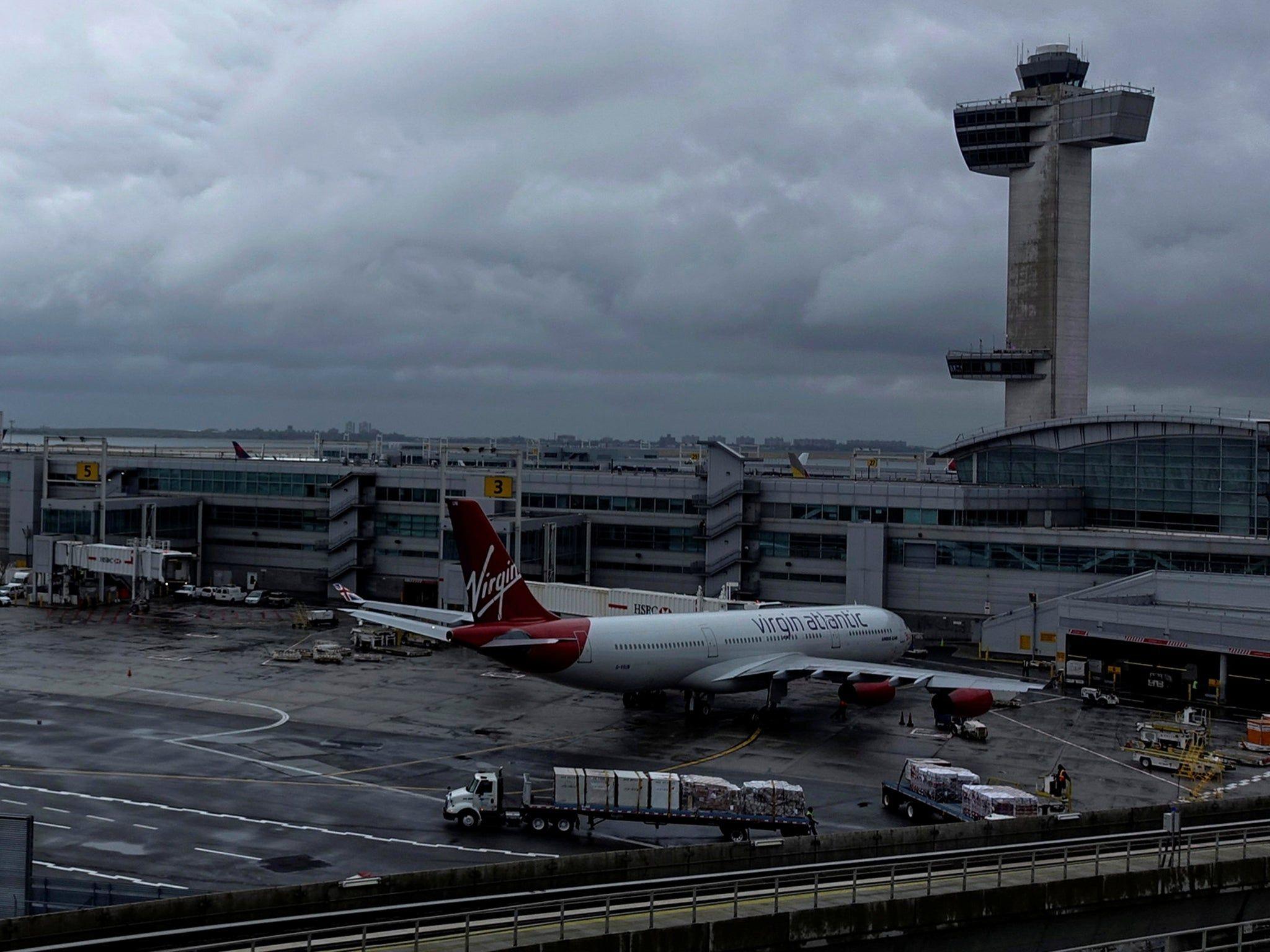 2048x1536 Cat goes missing at JFK airport after bolting from owner while boarding China flight