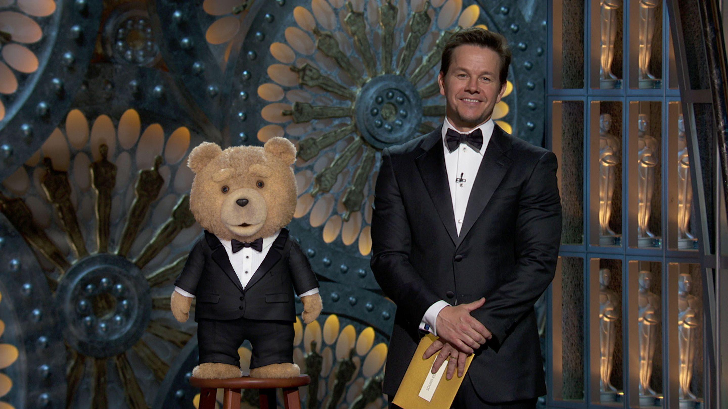 2880x1620 Mark Wahlberg Wallpaper. Universal picture, Mark wahlberg, Animation studio