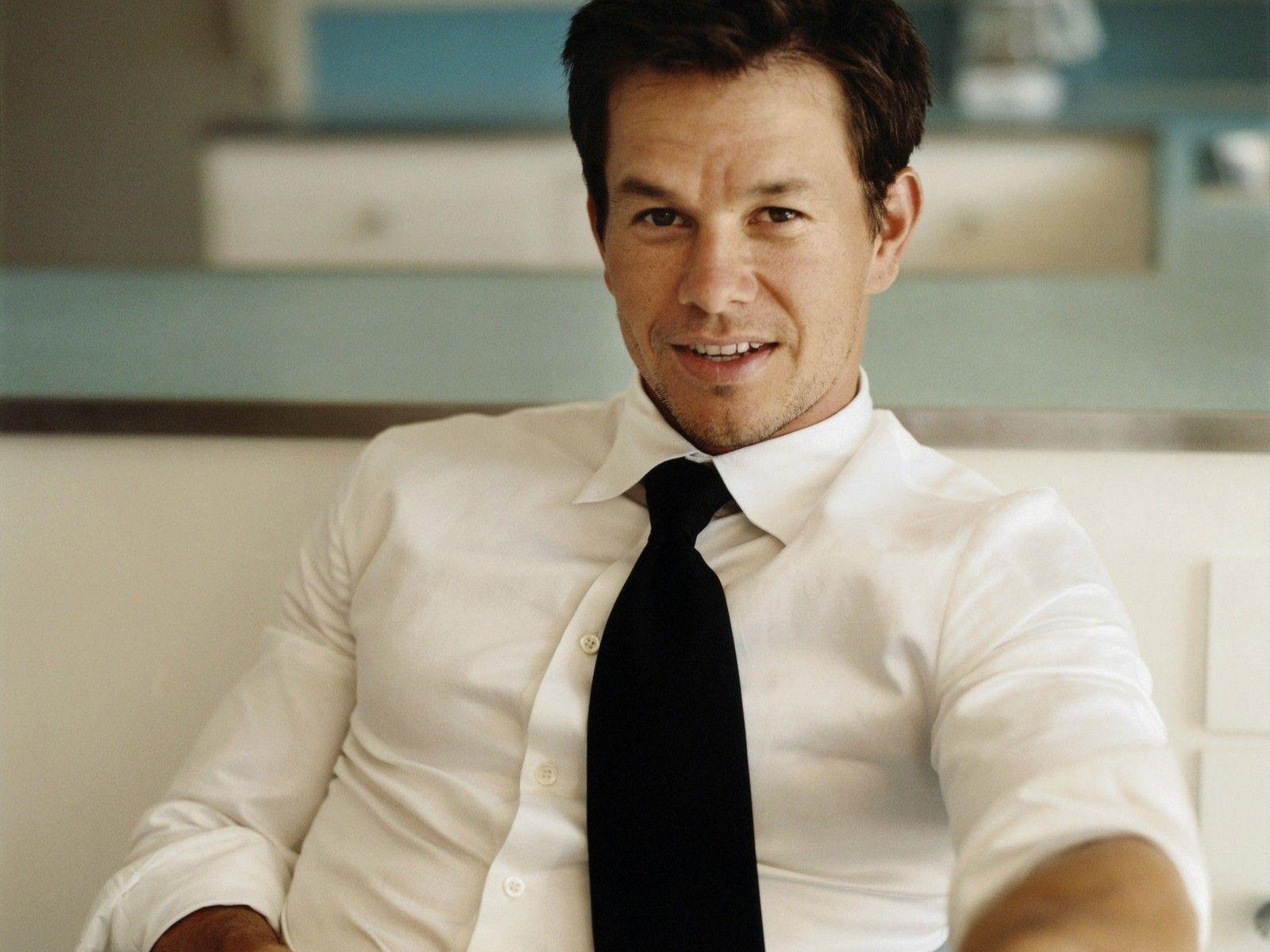 1600x1200 Free download Mark Wahlberg Wallpaper 20 1600 X 1200 stmednet [1600x1200] for your Desktop, Mobile & Tablet. Explore Mark Wahlberg Wallpaper. Mark Wahlberg Wallpaper, Question Mark Wallpaper, Mark Ingram Wallpaper