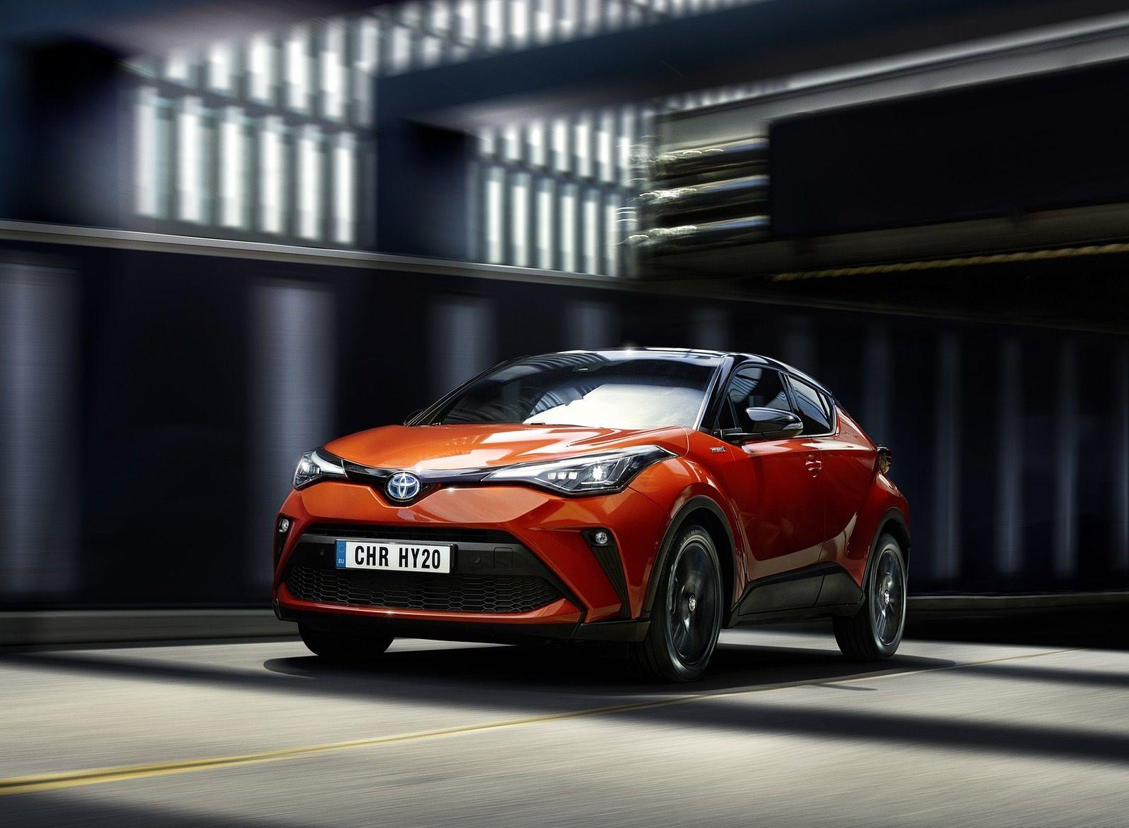 1600x1174 Toyota C HR Hybrid (Euro Spec) Front Three Quarter Wallpaper (86)