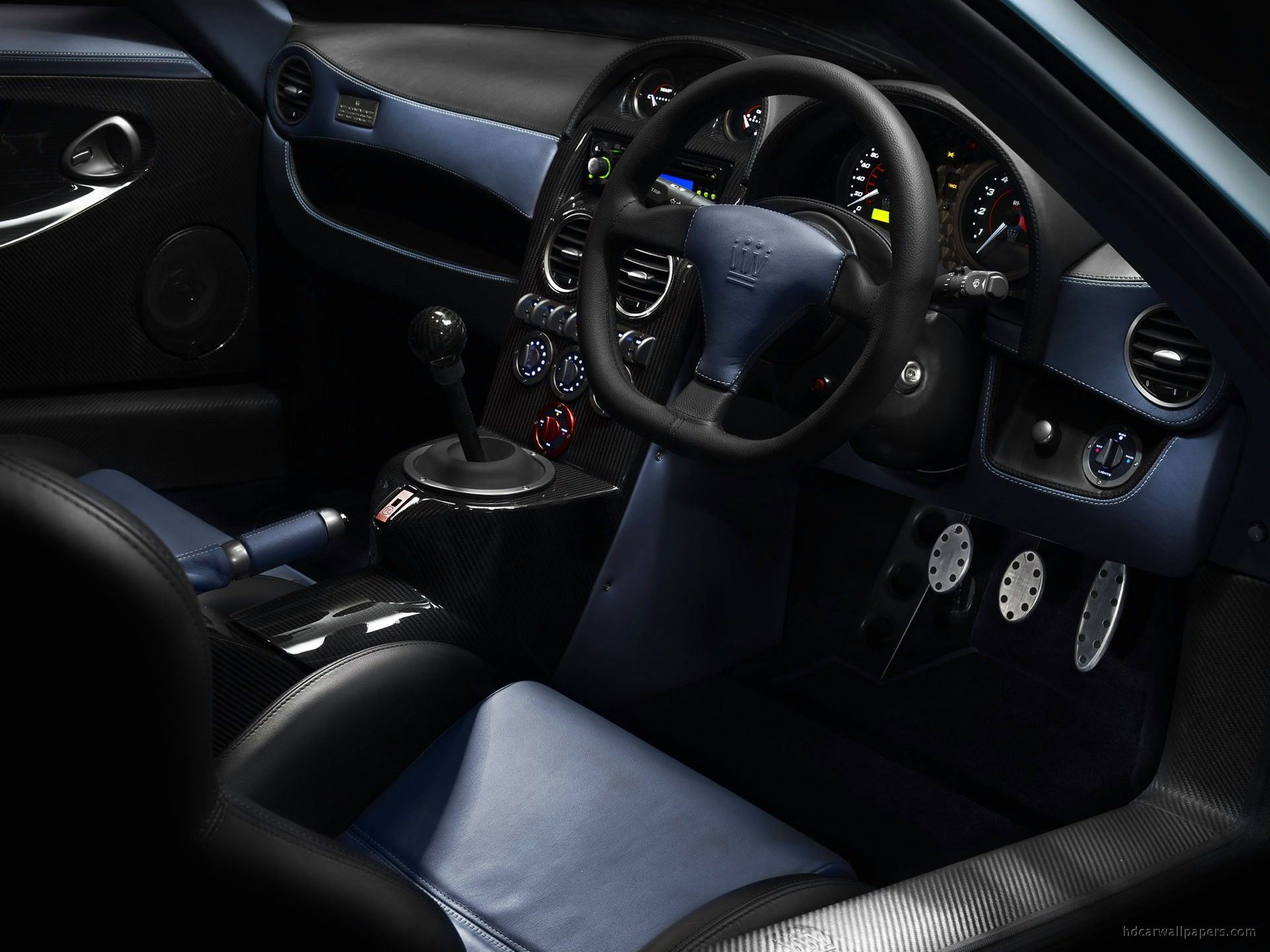 1920x1440 Noble M600 Interior Wallpaper Car Wallpaper