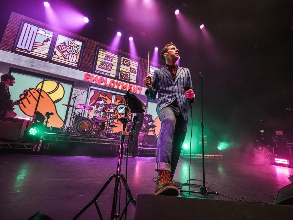 1024x768 Kaiser Chiefs