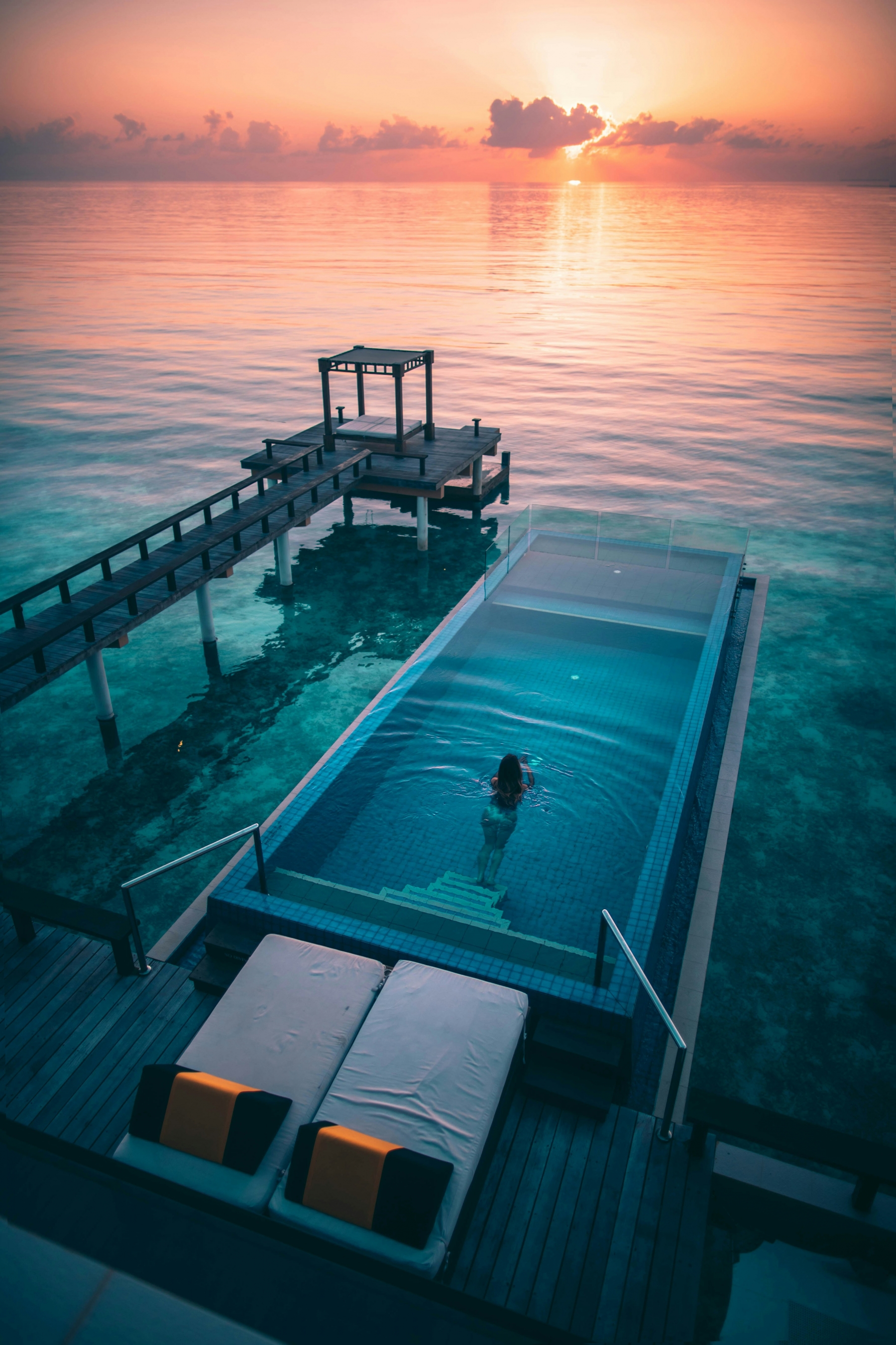 1800x2700 Luxury Pool By The Beach Clear Blue Water