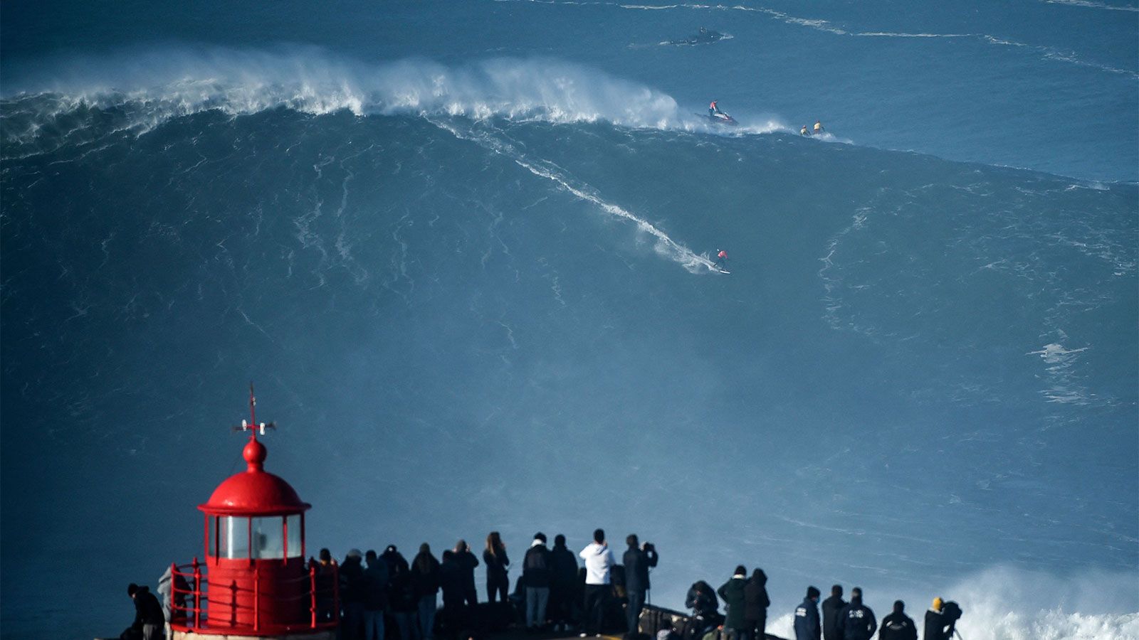 1600x900 Nazaré's 80 Foot Waves Intimidate Even Pro Big Wave Surfers