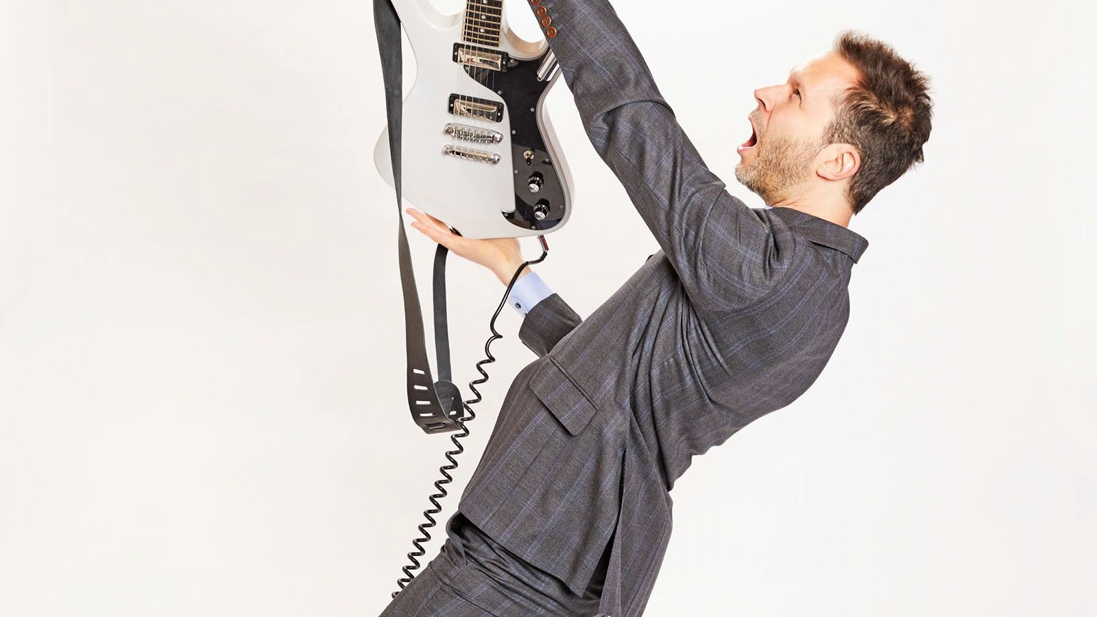 1600x900 Paul Gilbert Dishes the Dirt on His Audacious New Album, 'Behold Electric Guitar'