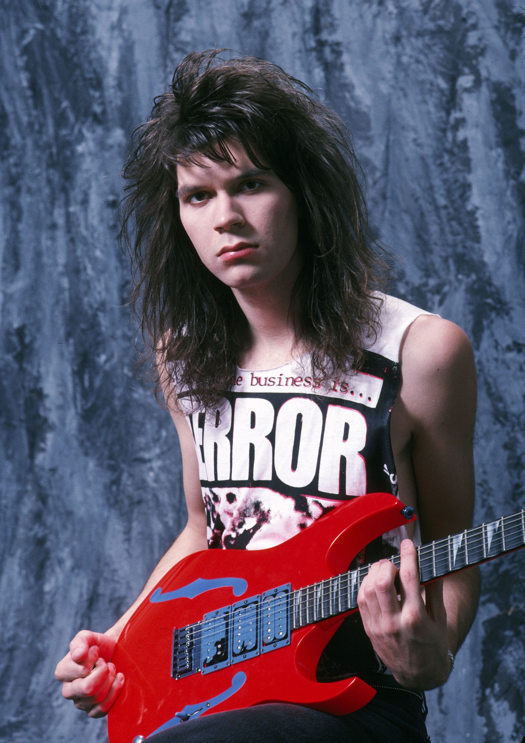 2122x3000 In praise of Paul Gilbert. Guitar Forum Gear Page
