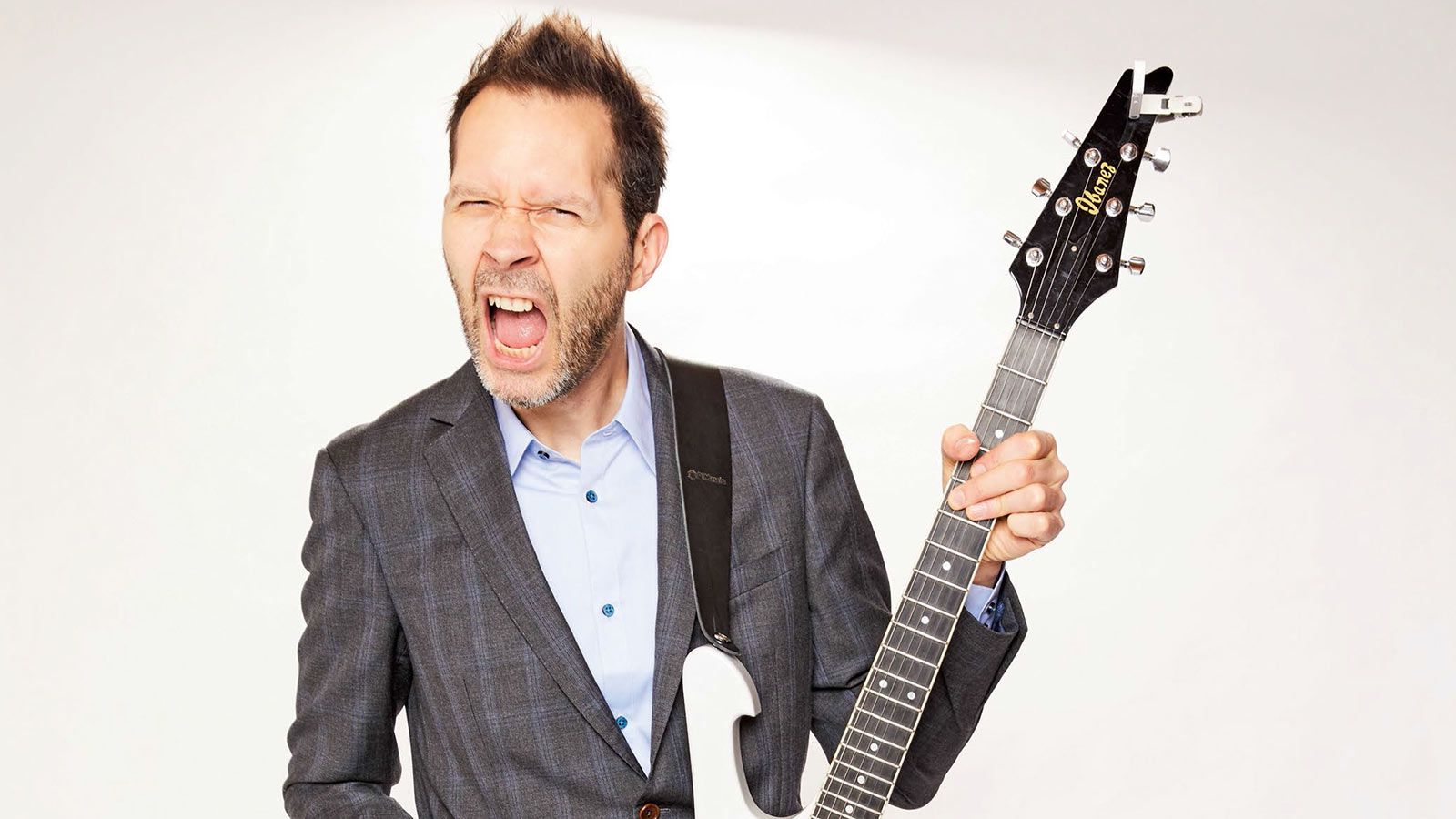 1600x900 Intense Rock' Picking: A Brief Look at Paul Gilbert's Alternate Picking Technique