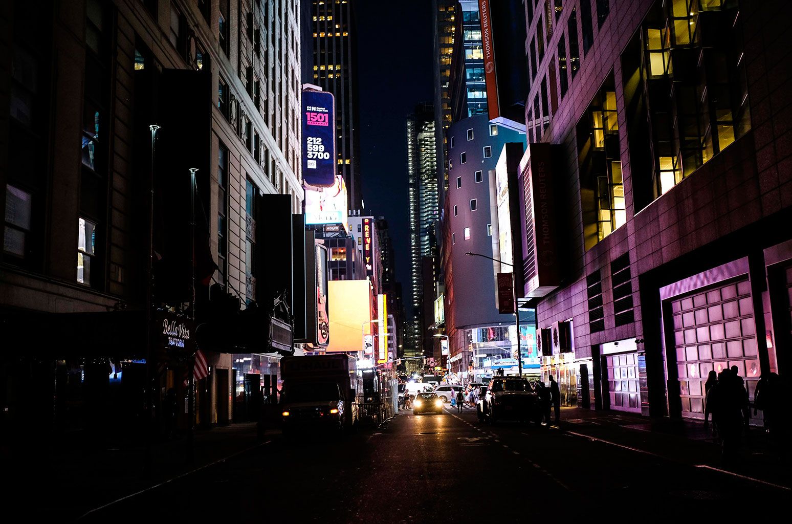 1548x1024 New York Power Outage Impacts Broadway, Madison Square Garden & Rockefeller Center