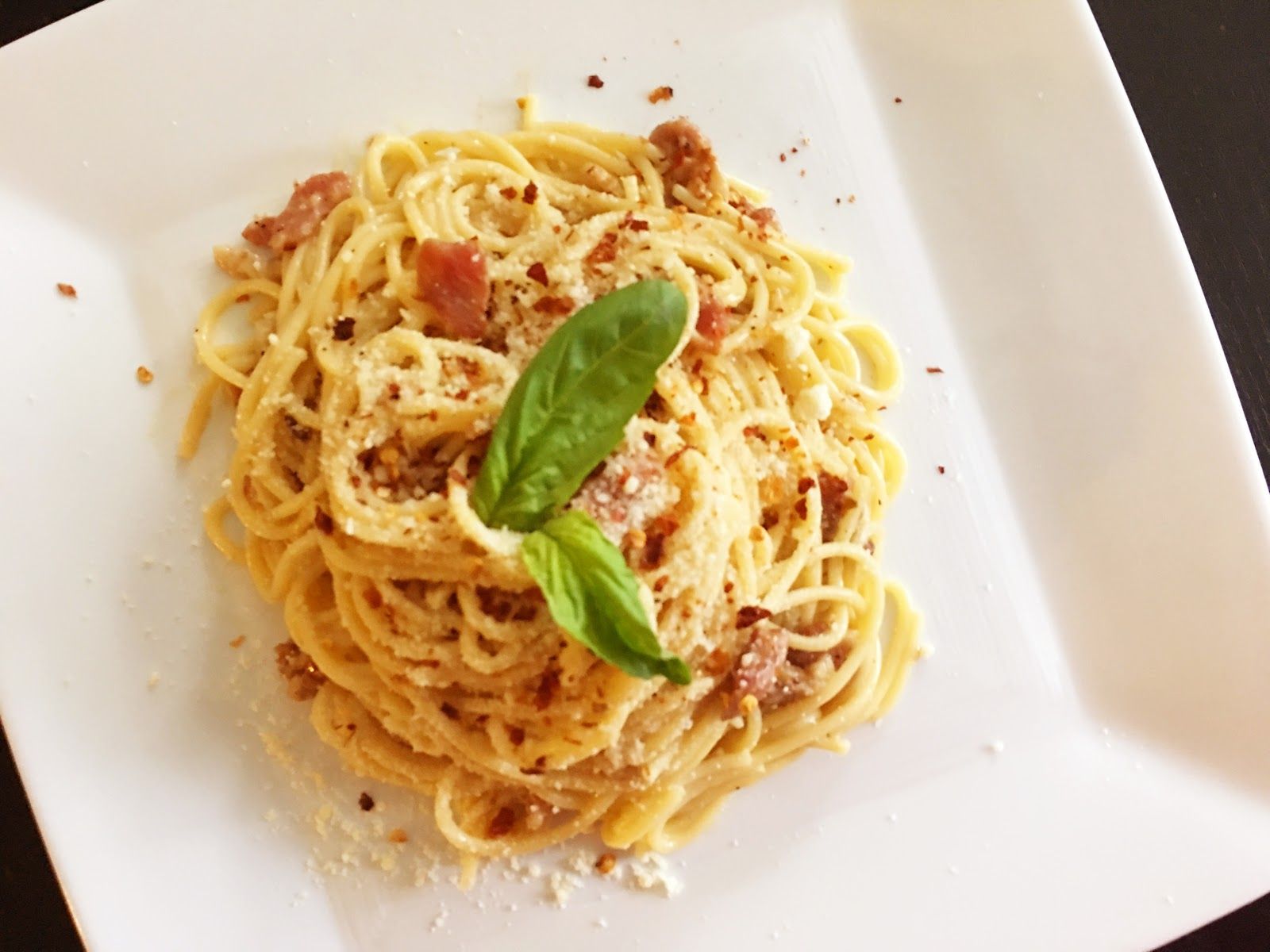 1600x1200 Fueling with Flavour: Spaghetti Carbonara