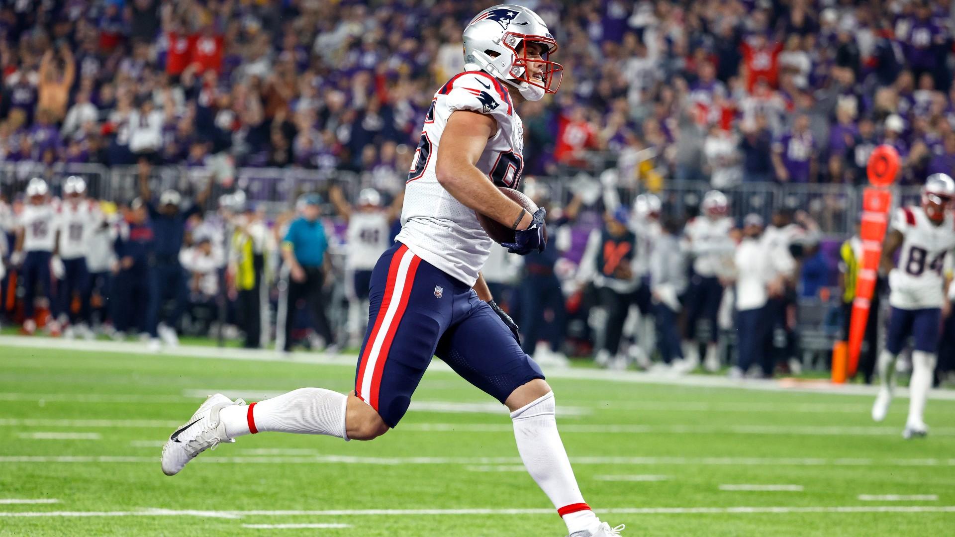 1920x1080 NFL catch rule sparks another dispute after Patriots' Hunter Henry loses TD catch vs. Vikings to review