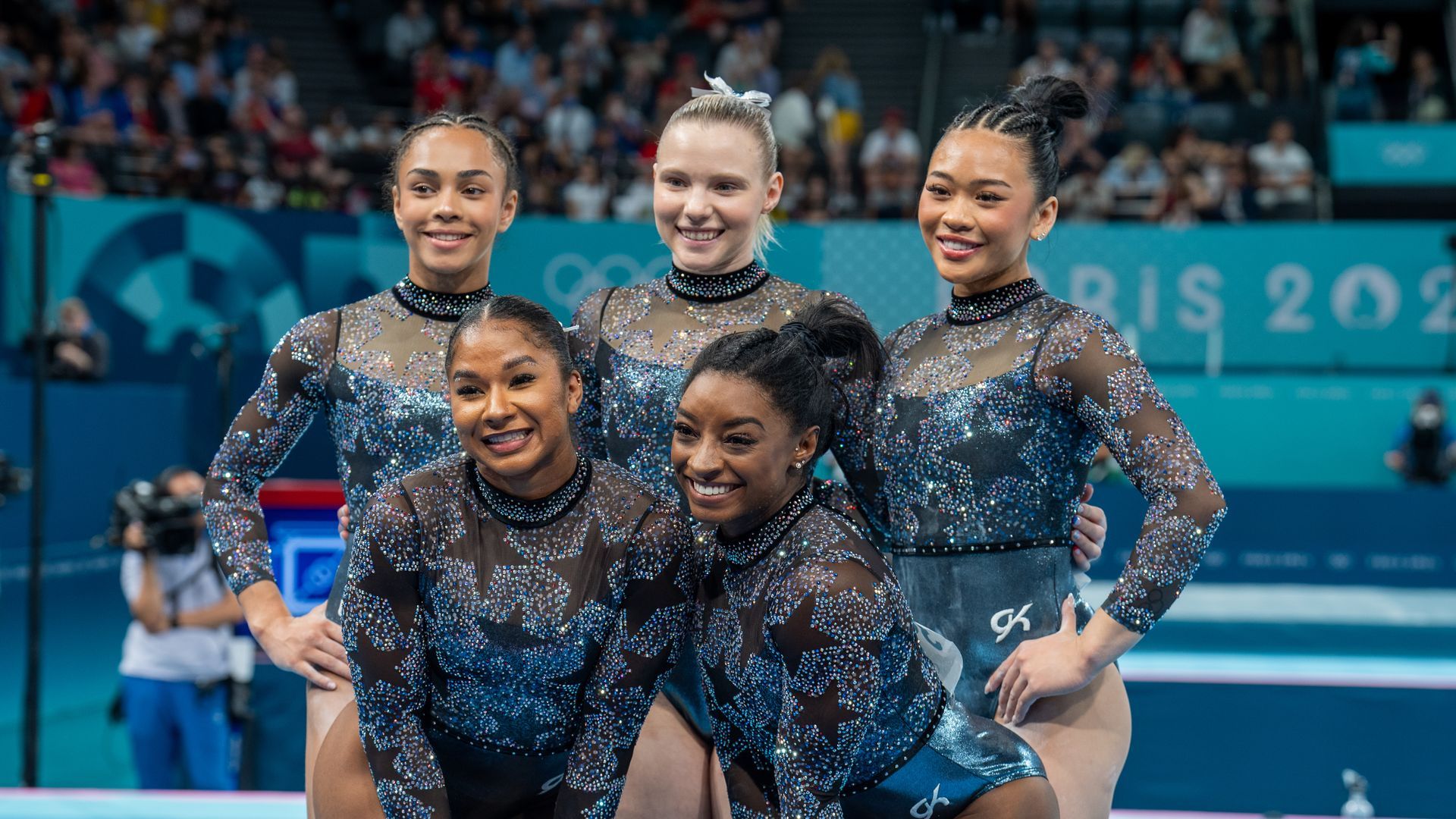 1920x1080 Celebrities gathered in Paris to cheer on Team USA Gymnasts in thrilling qualification round