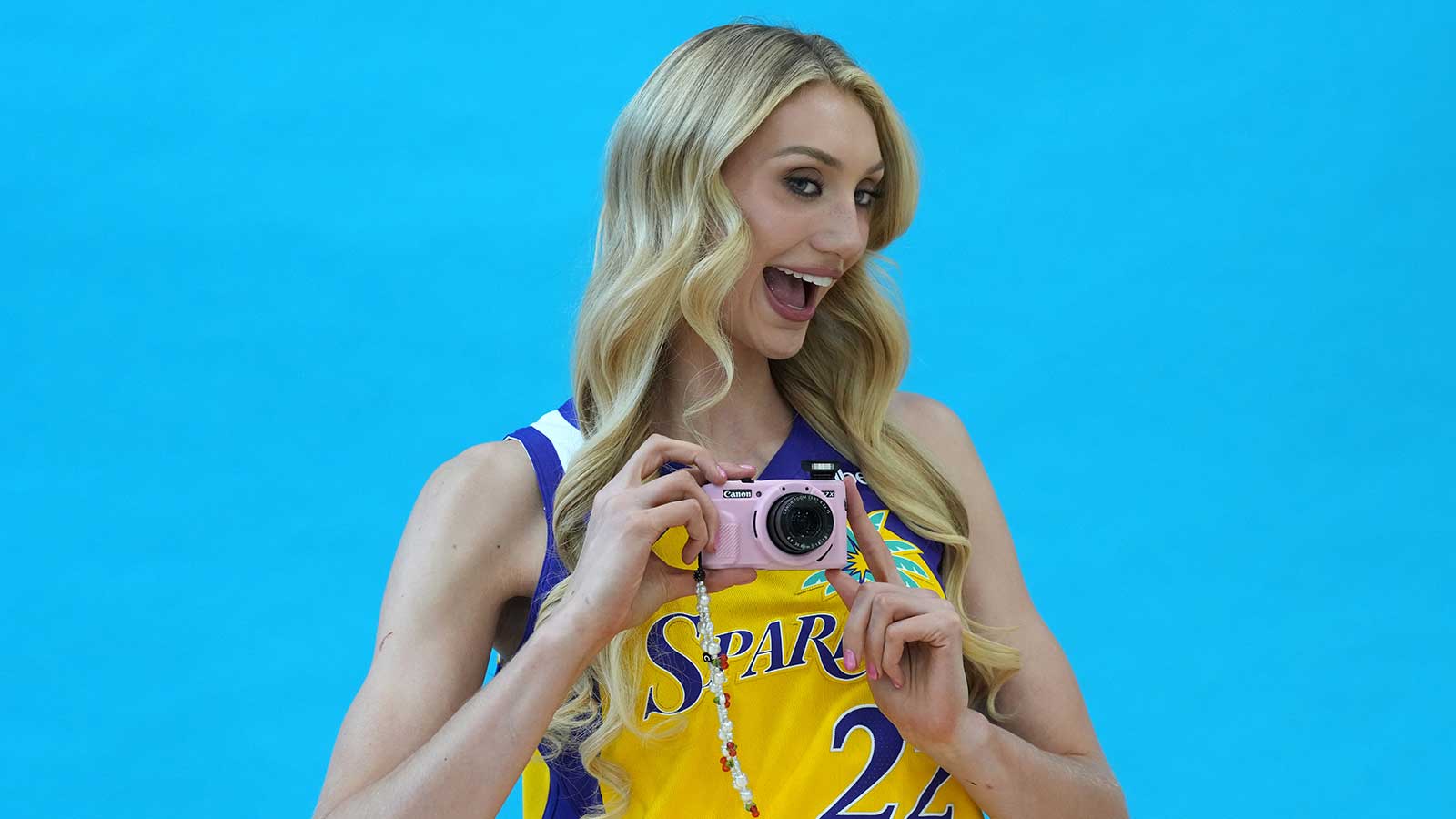 1600x900 Cameron Brink Reveals Stunning Behind The Scenes Look Of 'best Shoot Day'
