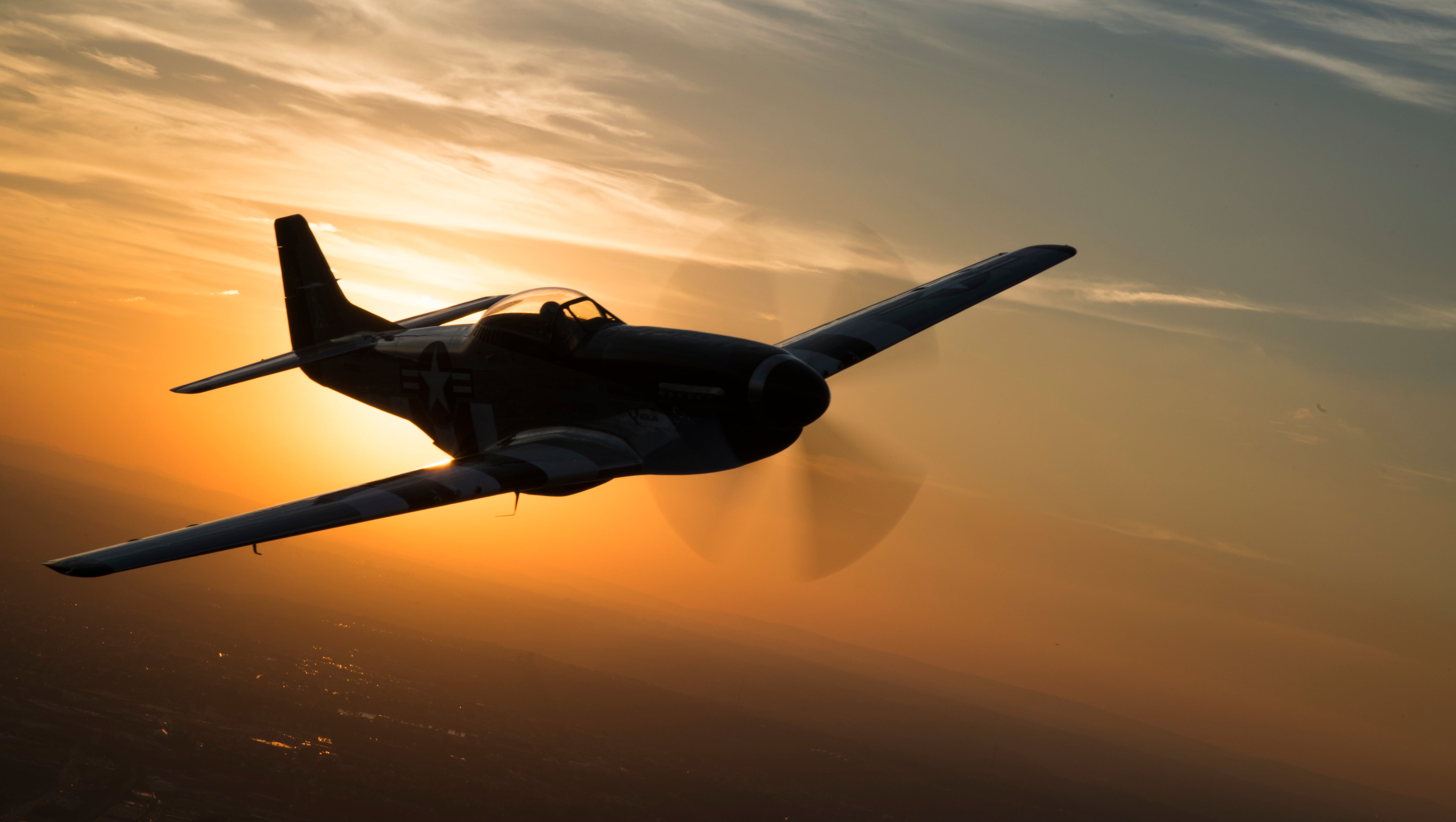 5000x2825 The P 51 Mustang And The Man Who Won The World War II Air War With It