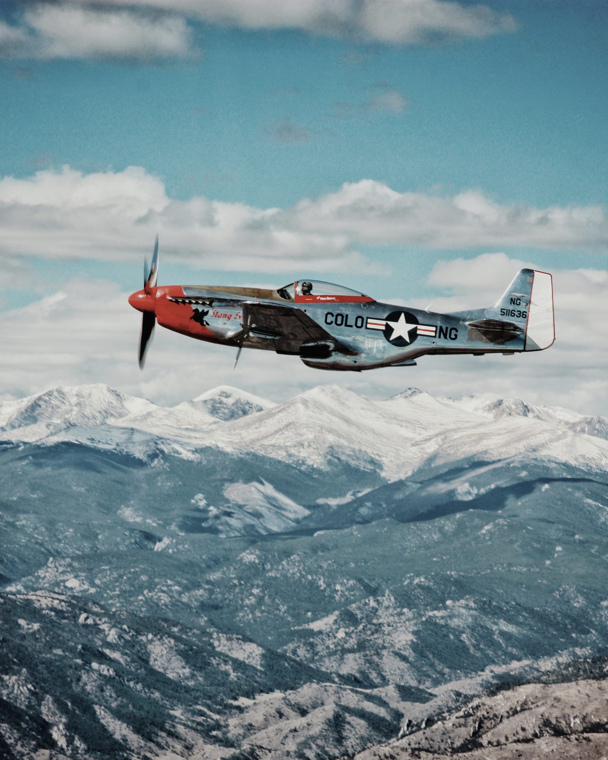 2048x2560 NAA P 51 Mustang&vintage. Land