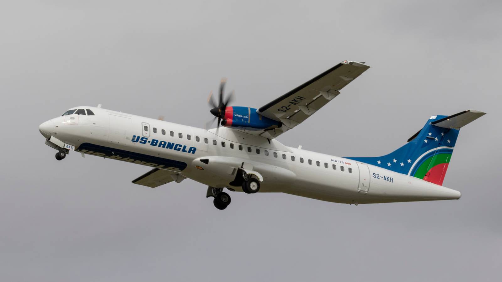 1600x900 US Bangla Airlines Takes Delivery Of Another ATR 72